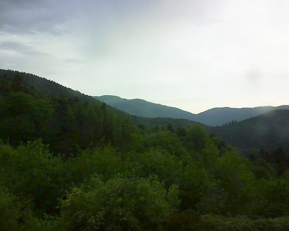 Le petit ballon vu depuis le Domaine Langmatt à Murbach le 27.05.2018 à 06:30 Le petit ballon (Alsace, Vosges) le 27.05.2018 à 06:30