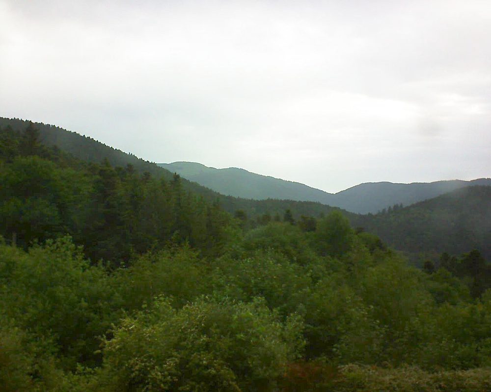 Le petit ballon vu depuis le Domaine Langmatt à Murbach le 27.05.2018 à 07:45 Le petit ballon (Alsace, Vosges) le 27.05.2018 à 07:45
