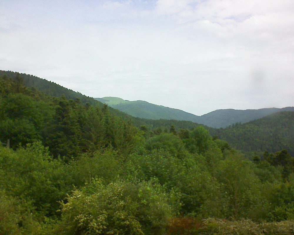 Le petit ballon vu depuis le Domaine Langmatt à Murbach le 27.05.2018 à 11:00 Le petit ballon (Alsace, Vosges) le 27.05.2018 à 11:00