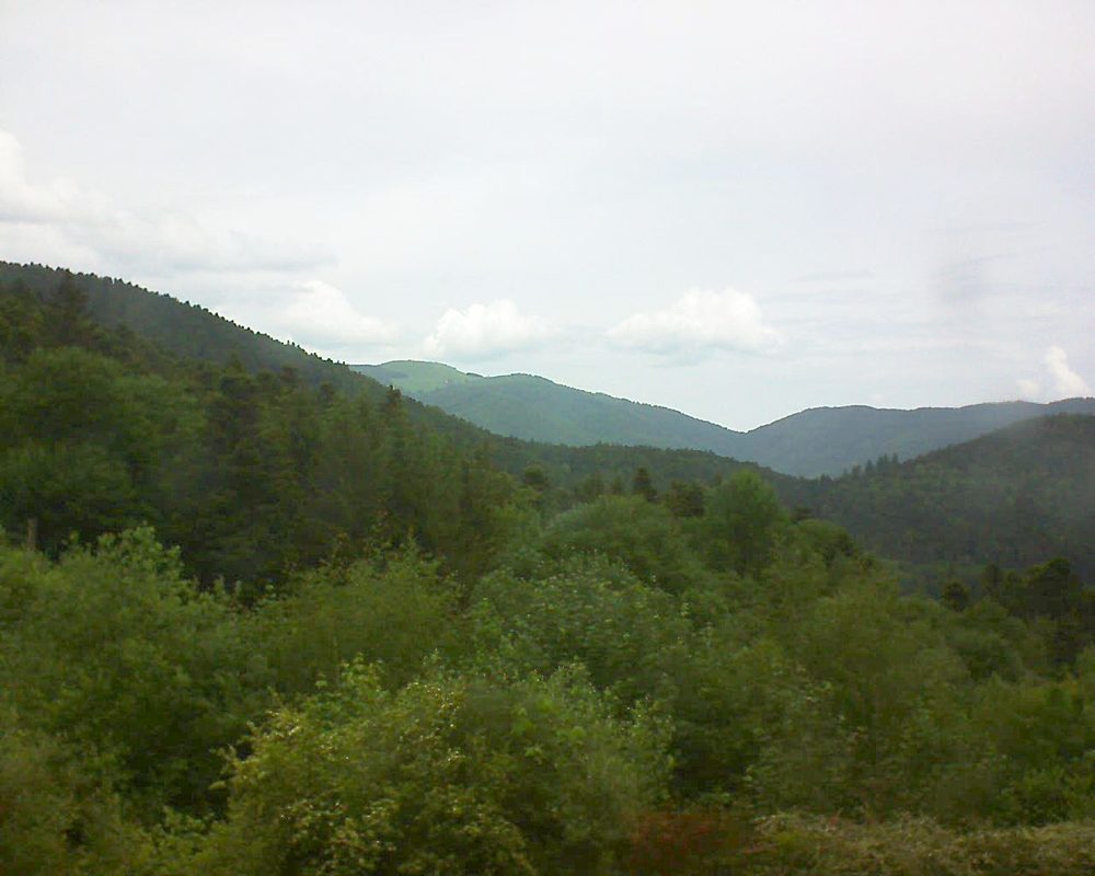 Le petit ballon vu depuis le Domaine Langmatt à Murbach le 27.05.2018 à 12:15 Le petit ballon (Alsace, Vosges) le 27.05.2018 à 12:15