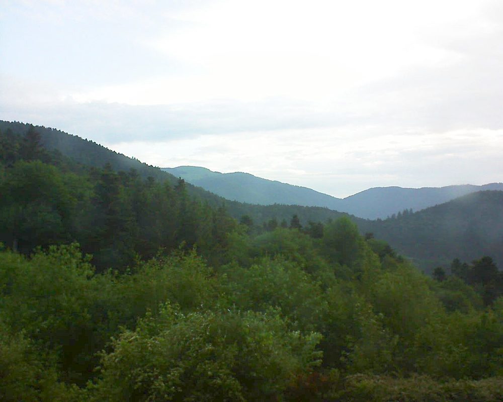 Le petit ballon vu depuis le Domaine Langmatt à Murbach le 28.05.2018 à 06:45 Le petit ballon (Alsace, Vosges) le 28.05.2018 à 06:45