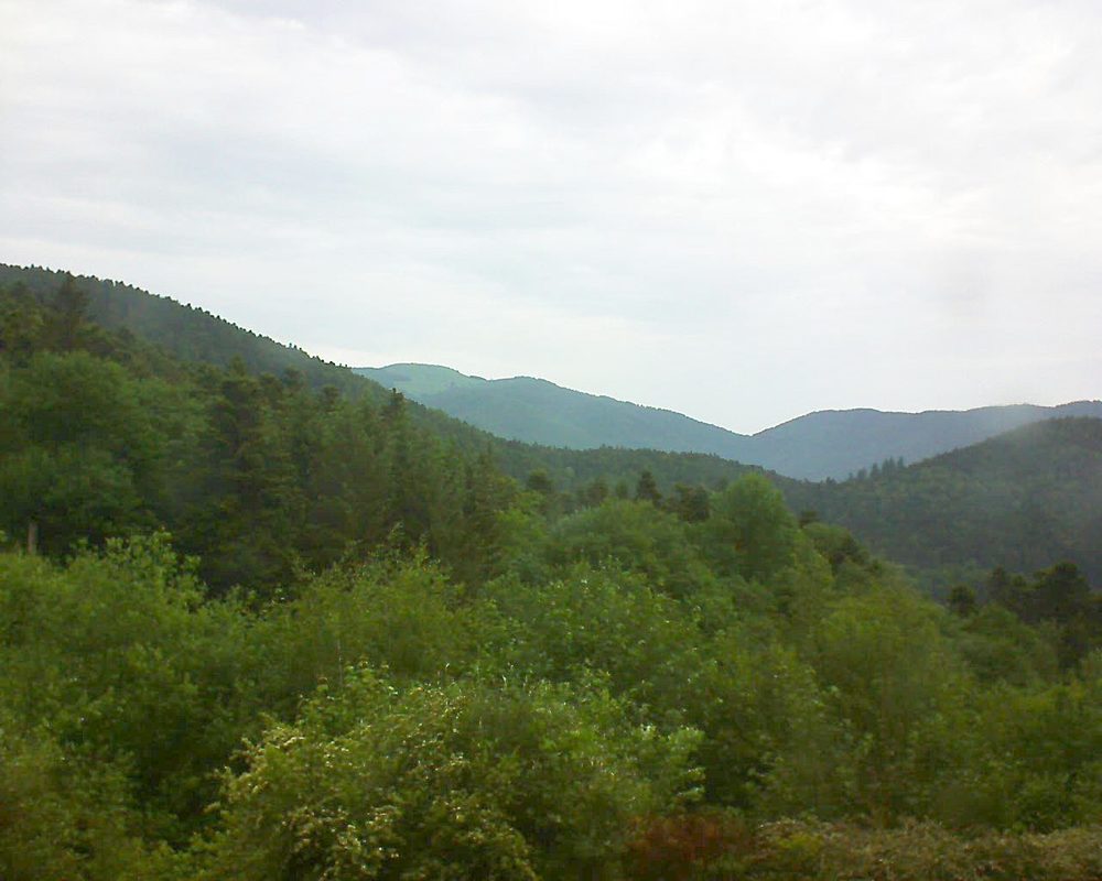 Le petit ballon vu depuis le Domaine Langmatt à Murbach le 28.05.2018 à 08:15 Le petit ballon (Alsace, Vosges) le 28.05.2018 à 08:15