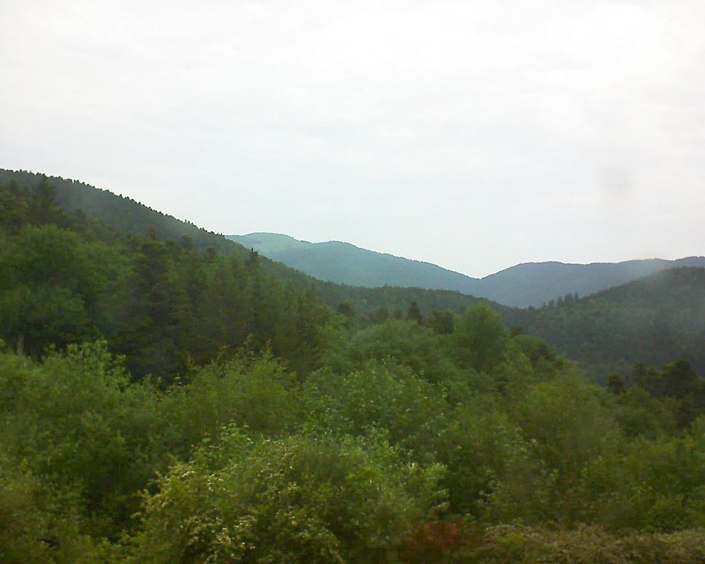 Le petit ballon vu depuis le Domaine Langmatt à Murbach le 28.05.2018 à 09:15 Le petit ballon (Alsace, Vosges) le 28.05.2018 à 09:15