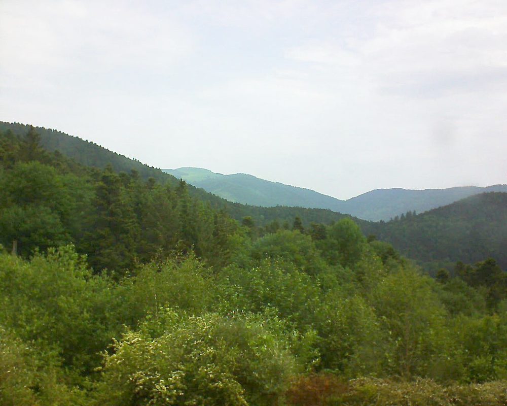 Le petit ballon vu depuis le Domaine Langmatt à Murbach le 28.05.2018 à 10:15 Le petit ballon (Alsace, Vosges) le 28.05.2018 à 10:15