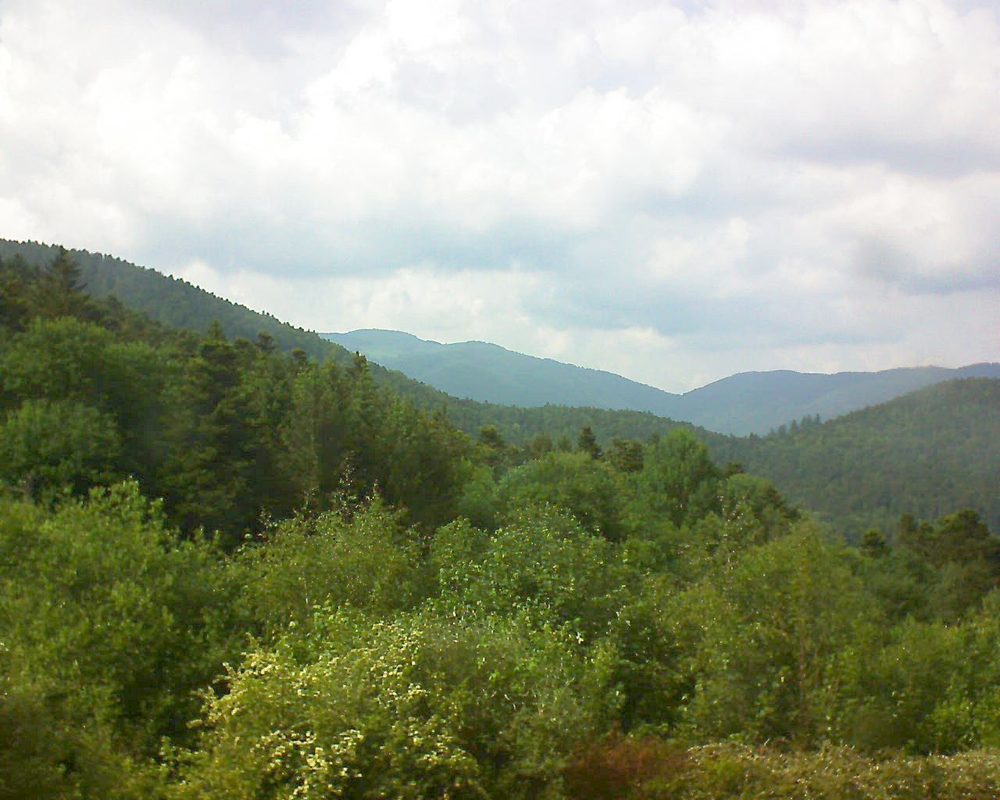Le petit ballon vu depuis le Domaine Langmatt à Murbach le 28.05.2018 à 16:30 Le petit ballon (Alsace, Vosges) le 28.05.2018 à 16:30
