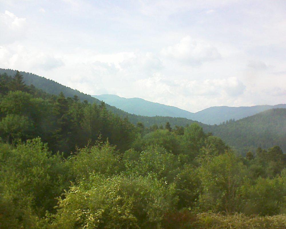 Le petit ballon vu depuis le Domaine Langmatt à Murbach le 28.05.2018 à 17:45 Le petit ballon (Alsace, Vosges) le 28.05.2018 à 17:45