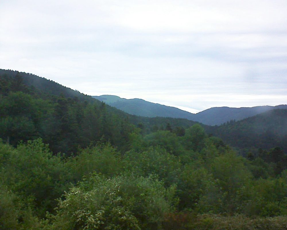 Le petit ballon vu depuis le Domaine Langmatt à Murbach le 29.05.2018 à 06:15 Le petit ballon (Alsace, Vosges) le 29.05.2018 à 06:15