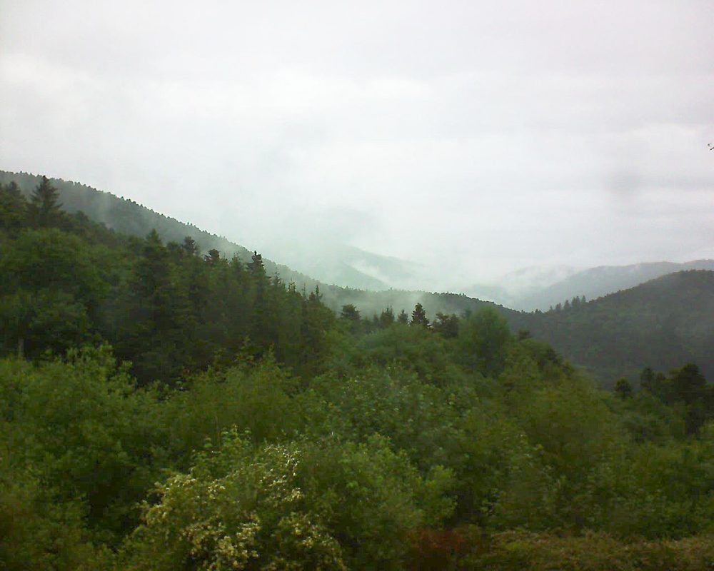 Le petit ballon vu depuis le Domaine Langmatt à Murbach le 29.05.2018 à 12:00 Le petit ballon (Alsace, Vosges) le 29.05.2018 à 12:00