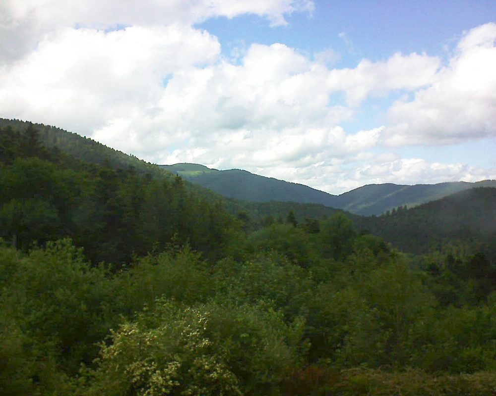 Le petit ballon vu depuis le Domaine Langmatt à Murbach le 29.05.2018 à 16:30 Le petit ballon (Alsace, Vosges) le 29.05.2018 à 16:30