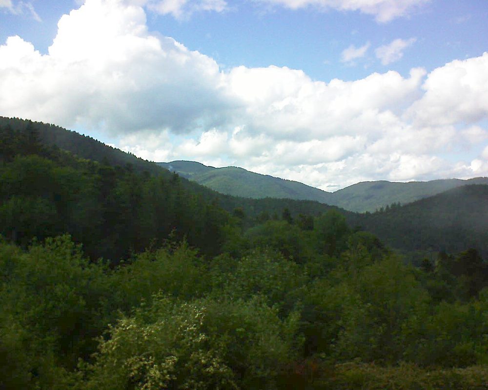 Le petit ballon vu depuis le Domaine Langmatt à Murbach le 29.05.2018 à 17:00 Le petit ballon (Alsace, Vosges) le 29.05.2018 à 17:00