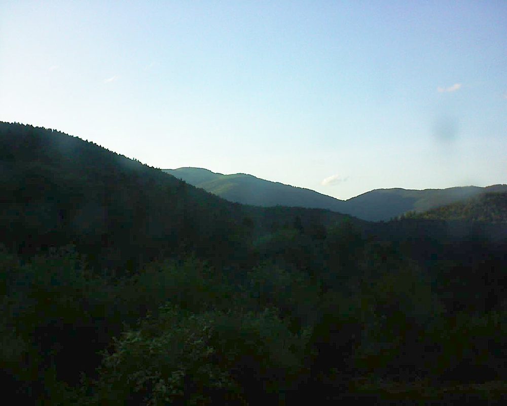 Le petit ballon vu depuis le Domaine Langmatt à Murbach le 29.05.2018 à 20:15 Le petit ballon (Alsace, Vosges) le 29.05.2018 à 20:15