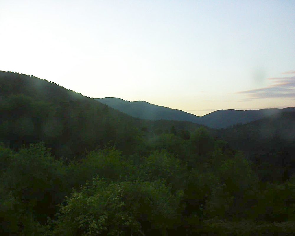 Le petit ballon vu depuis le Domaine Langmatt à Murbach le 29.05.2018 à 21:15 Le petit ballon (Alsace, Vosges) le 29.05.2018 à 21:15