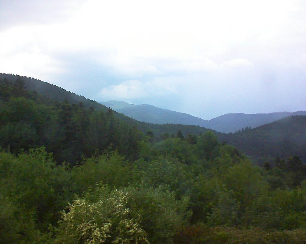 Le petit ballon vu depuis le Domaine Langmatt à Murbach le 30.05.2018 à 19:30 Le petit ballon (Alsace, Vosges) le 30.05.2018 à 19:30