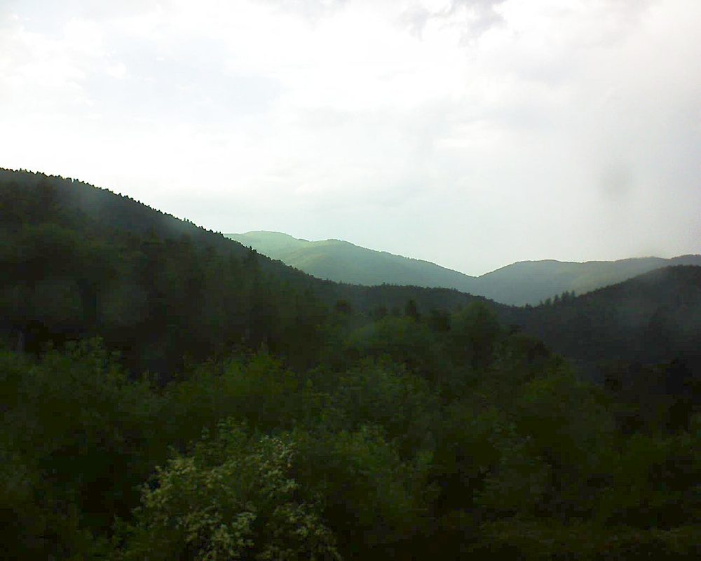 Le petit ballon vu depuis le Domaine Langmatt à Murbach le 30.05.2018 à 20:15 Le petit ballon (Alsace, Vosges) le 30.05.2018 à 20:15