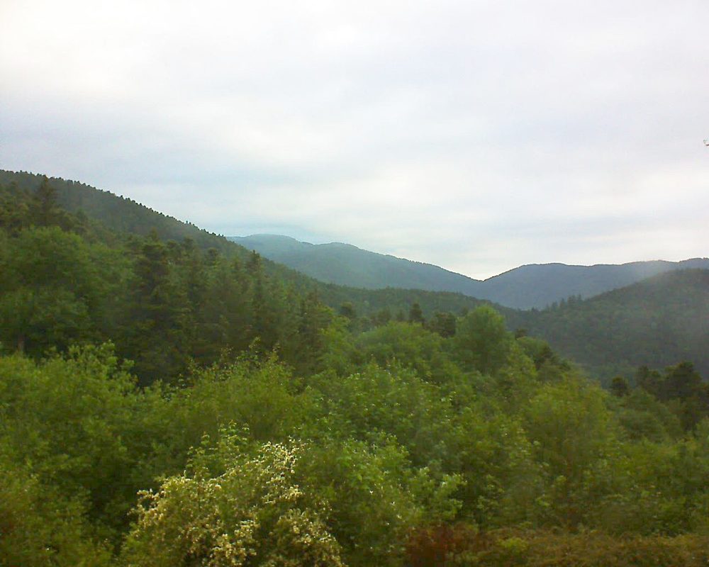 Le petit ballon vu depuis le Domaine Langmatt à Murbach le 31.05.2018 à 06:30 Le petit ballon (Alsace, Vosges) le 31.05.2018 à 06:30