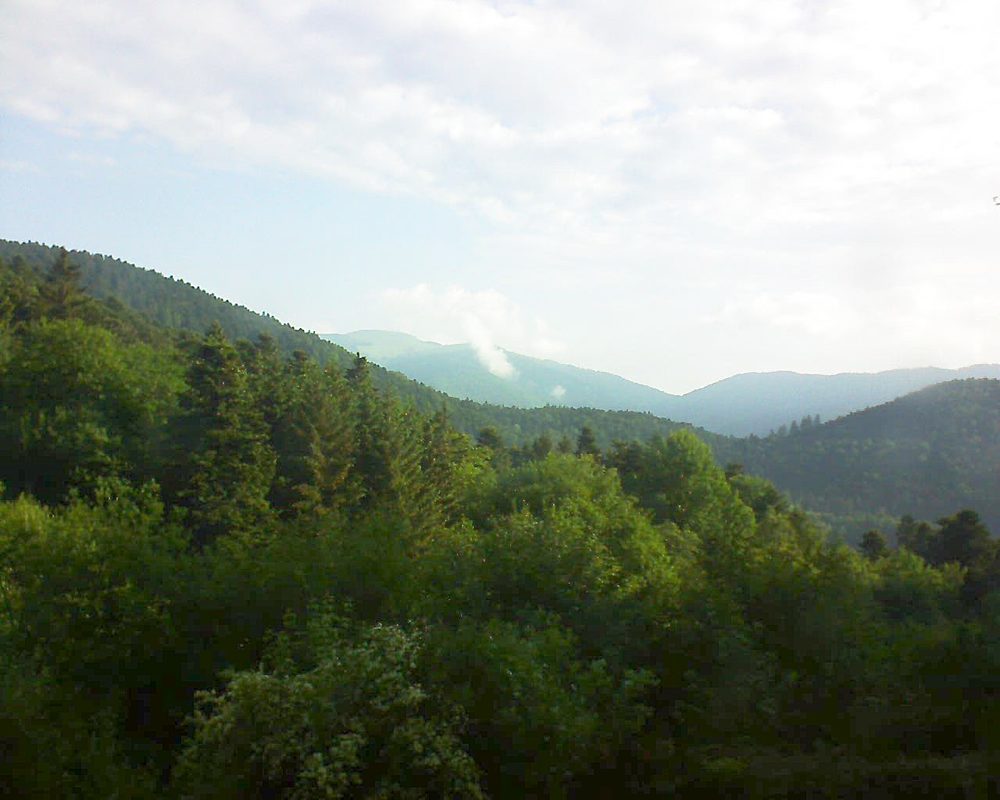 Le petit ballon vu depuis le Domaine Langmatt à Murbach le 31.05.2018 à 07:45 Le petit ballon (Alsace, Vosges) le 31.05.2018 à 07:45