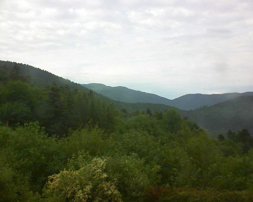 Le petit ballon vu depuis le Domaine Langmatt à Murbach le 31.05.2018 à 18:15 Le petit ballon (Alsace, Vosges) le 31.05.2018 à 18:15