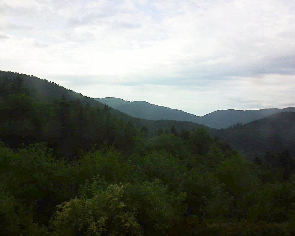 Le petit ballon vu depuis le Domaine Langmatt à Murbach le 31.05.2018 à 19:00 Le petit ballon (Alsace, Vosges) le 31.05.2018 à 19:00