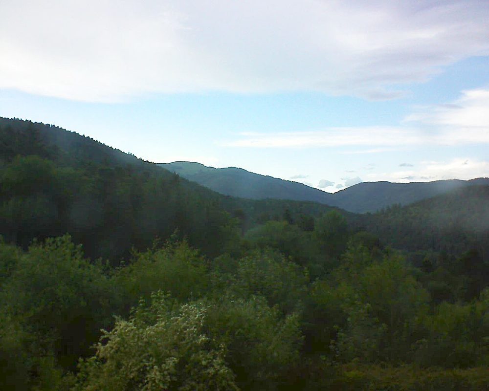 Le petit ballon vu depuis le Domaine Langmatt à Murbach le 01.06.2018 à 19:15 Le petit ballon (Alsace, Vosges) le 01.06.2018 à 19:15