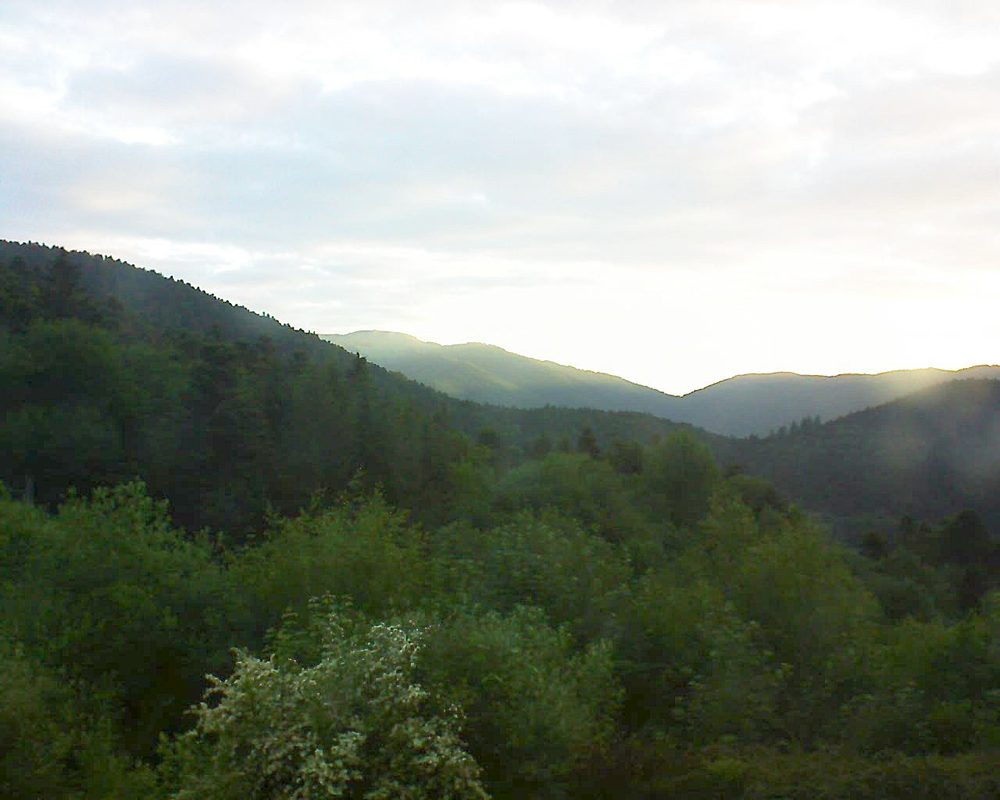Le petit ballon vu depuis le Domaine Langmatt à Murbach le 02.06.2018 à 06:00 Le petit ballon (Alsace, Vosges) le 02.06.2018 à 06:00