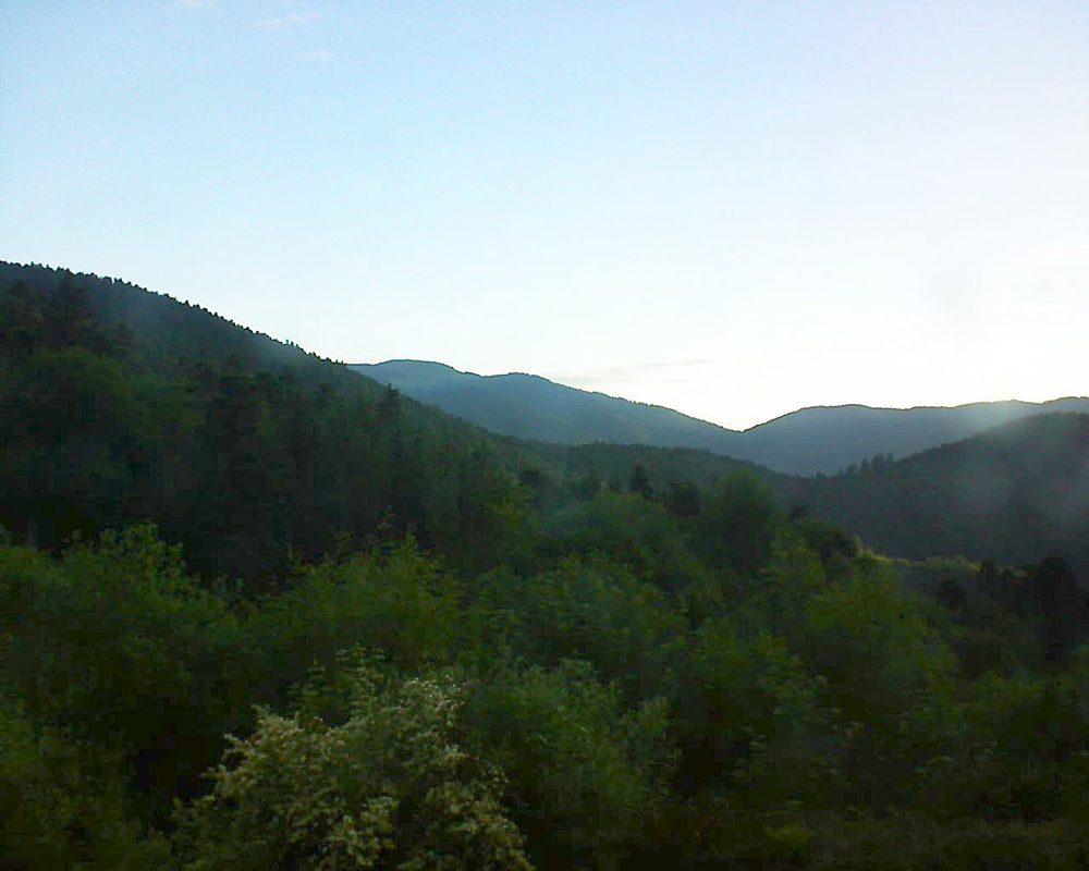 Le petit ballon vu depuis le Domaine Langmatt à Murbach le 02.06.2018 à 06:30 Le petit ballon (Alsace, Vosges) le 02.06.2018 à 06:30