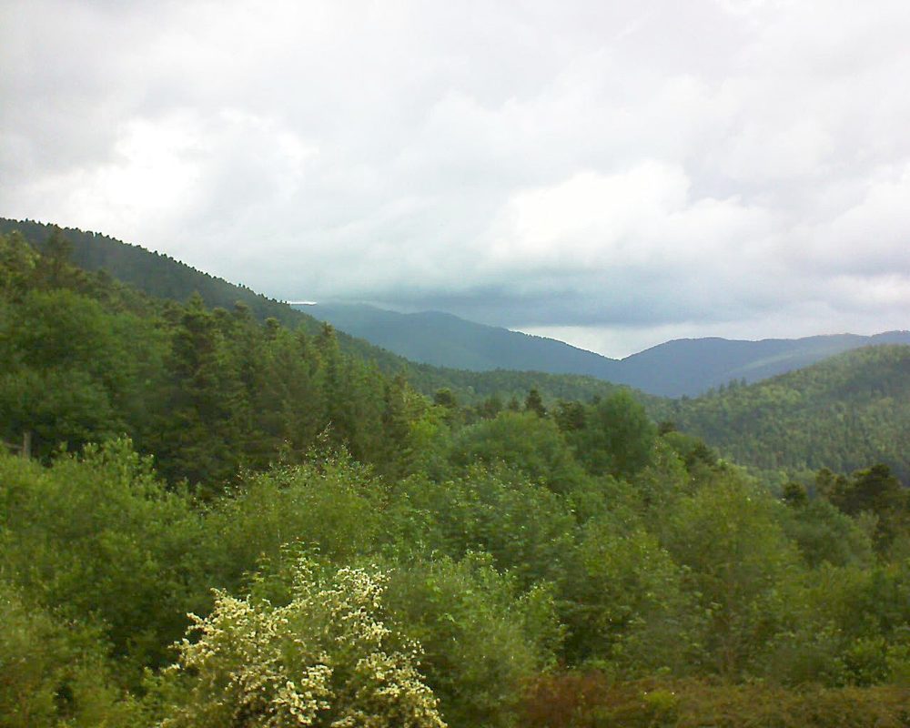 Le petit ballon vu depuis le Domaine Langmatt à Murbach le 02.06.2018 à 10:30 Le petit ballon (Alsace, Vosges) le 02.06.2018 à 10:30