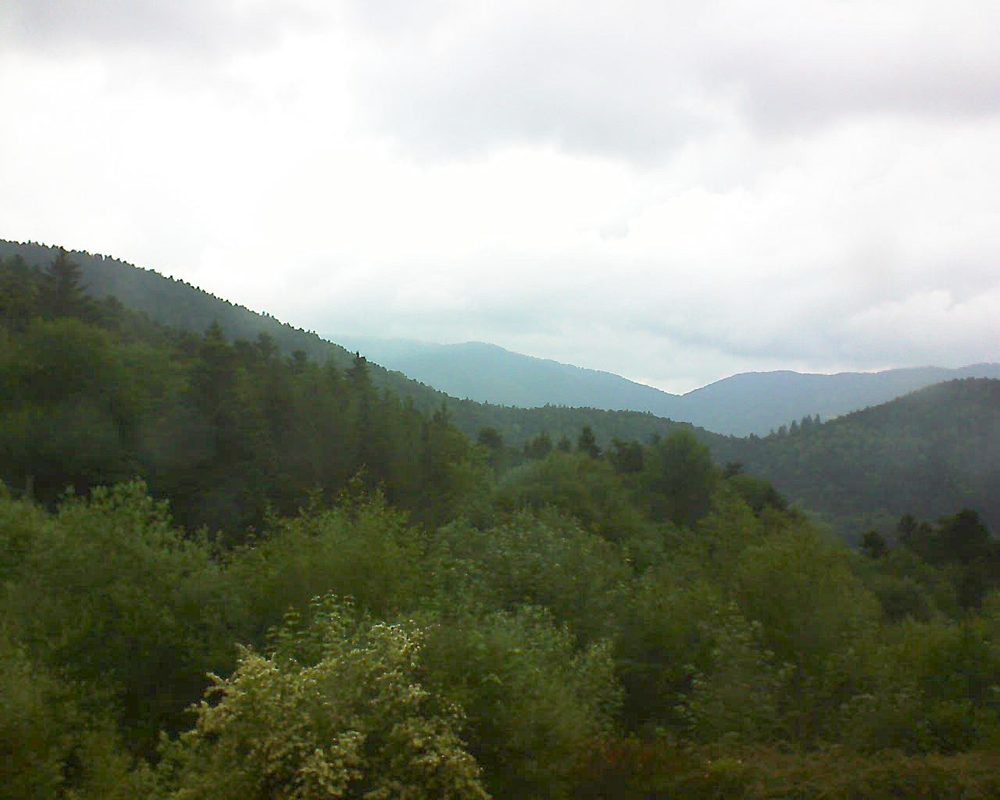 Le petit ballon vu depuis le Domaine Langmatt à Murbach le 02.06.2018 à 12:30 Le petit ballon (Alsace, Vosges) le 02.06.2018 à 12:30