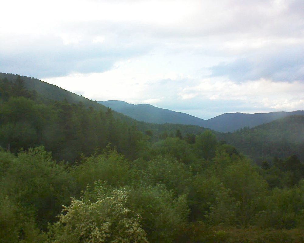 Le petit ballon vu depuis le Domaine Langmatt à Murbach le 02.06.2018 à 20:00 Le petit ballon (Alsace, Vosges) le 02.06.2018 à 20:00