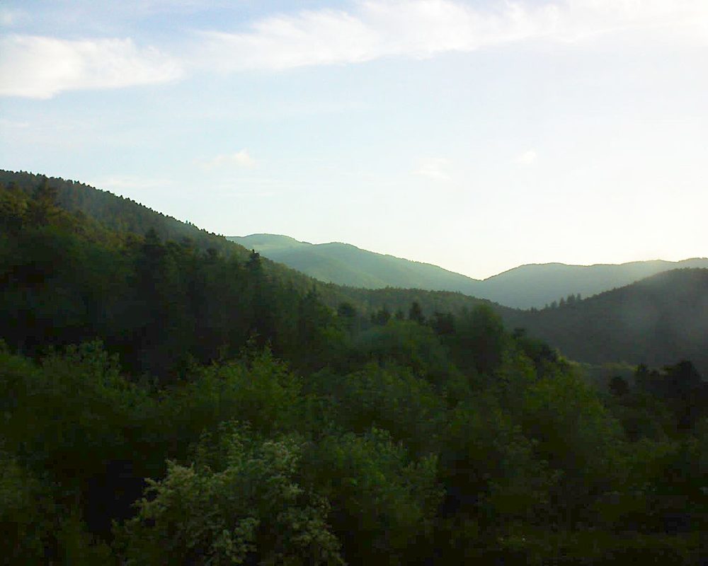 Le petit ballon vu depuis le Domaine Langmatt à Murbach le 03.06.2018 à 06:30 Le petit ballon (Alsace, Vosges) le 03.06.2018 à 06:30
