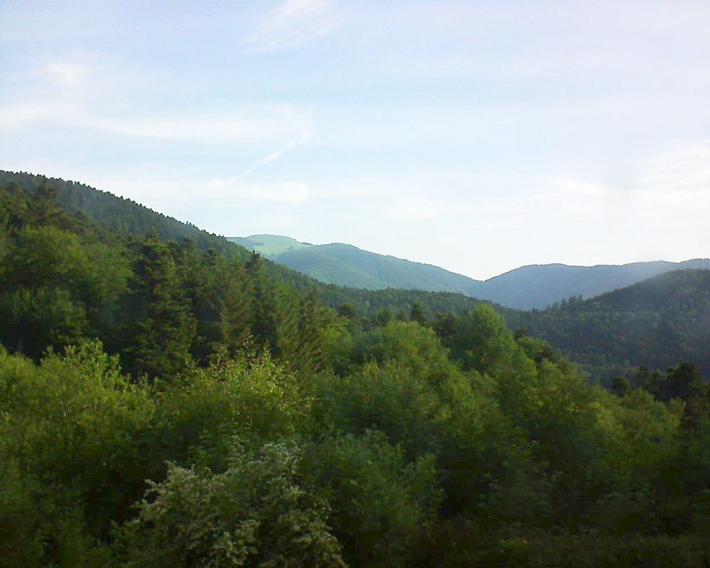 Le petit ballon vu depuis le Domaine Langmatt à Murbach le 03.06.2018 à 08:00 Le petit ballon (Alsace, Vosges) le 03.06.2018 à 08:00