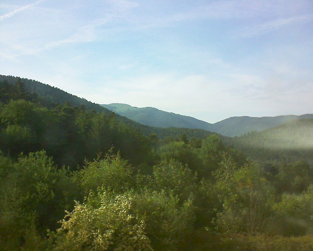 Le petit ballon vu depuis le Domaine Langmatt à Murbach le 03.06.2018 à 18:45 Le petit ballon (Alsace, Vosges) le 03.06.2018 à 18:45