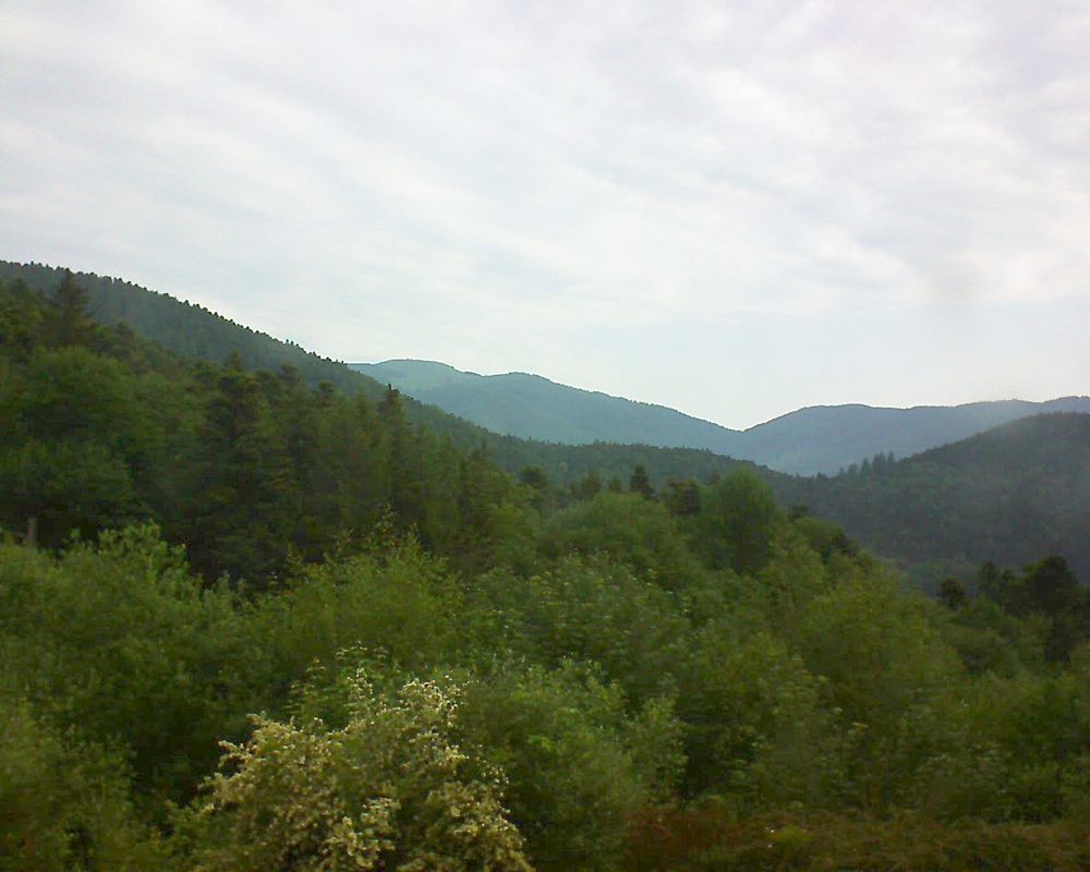 Le petit ballon vu depuis le Domaine Langmatt à Murbach le 04.06.2018 à 08:45 Le petit ballon (Alsace, Vosges) le 04.06.2018 à 08:45