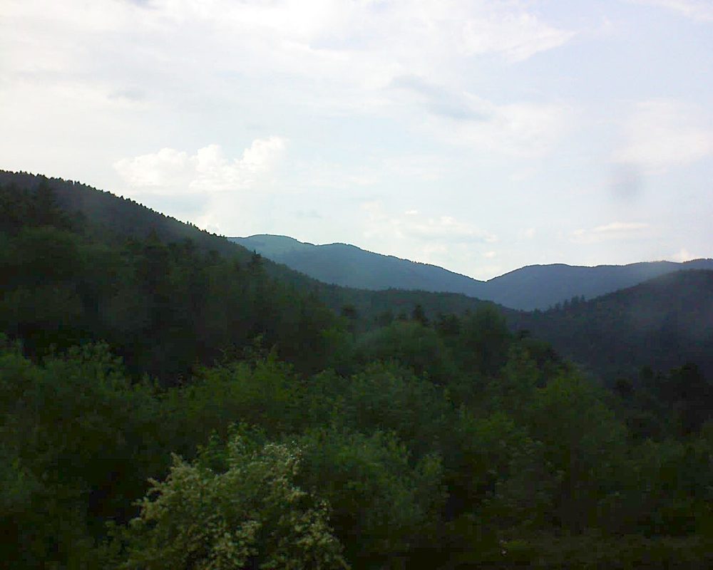 Le petit ballon vu depuis le Domaine Langmatt à Murbach le 04.06.2018 à 17:30 Le petit ballon (Alsace, Vosges) le 04.06.2018 à 17:30