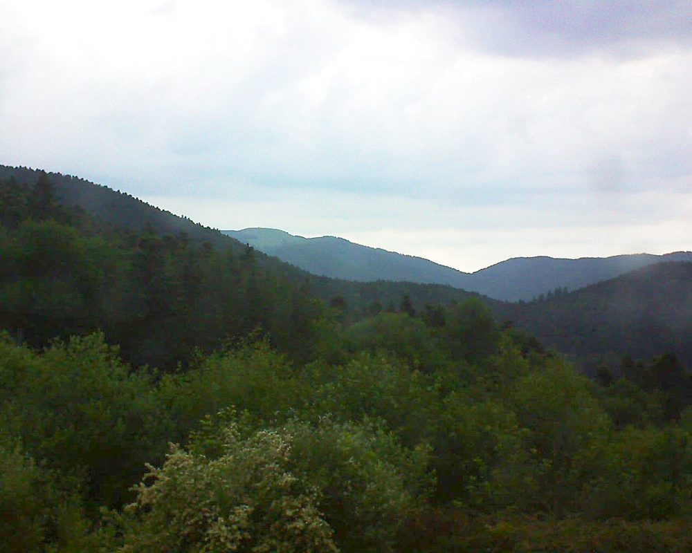 Le petit ballon vu depuis le Domaine Langmatt à Murbach le 04.06.2018 à 20:30 Le petit ballon (Alsace, Vosges) le 04.06.2018 à 20:30