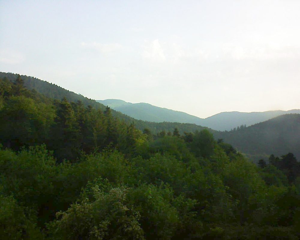 Le petit ballon vu depuis le Domaine Langmatt à Murbach le 05.06.2018 à 07:00 Le petit ballon (Alsace, Vosges) le 05.06.2018 à 07:00