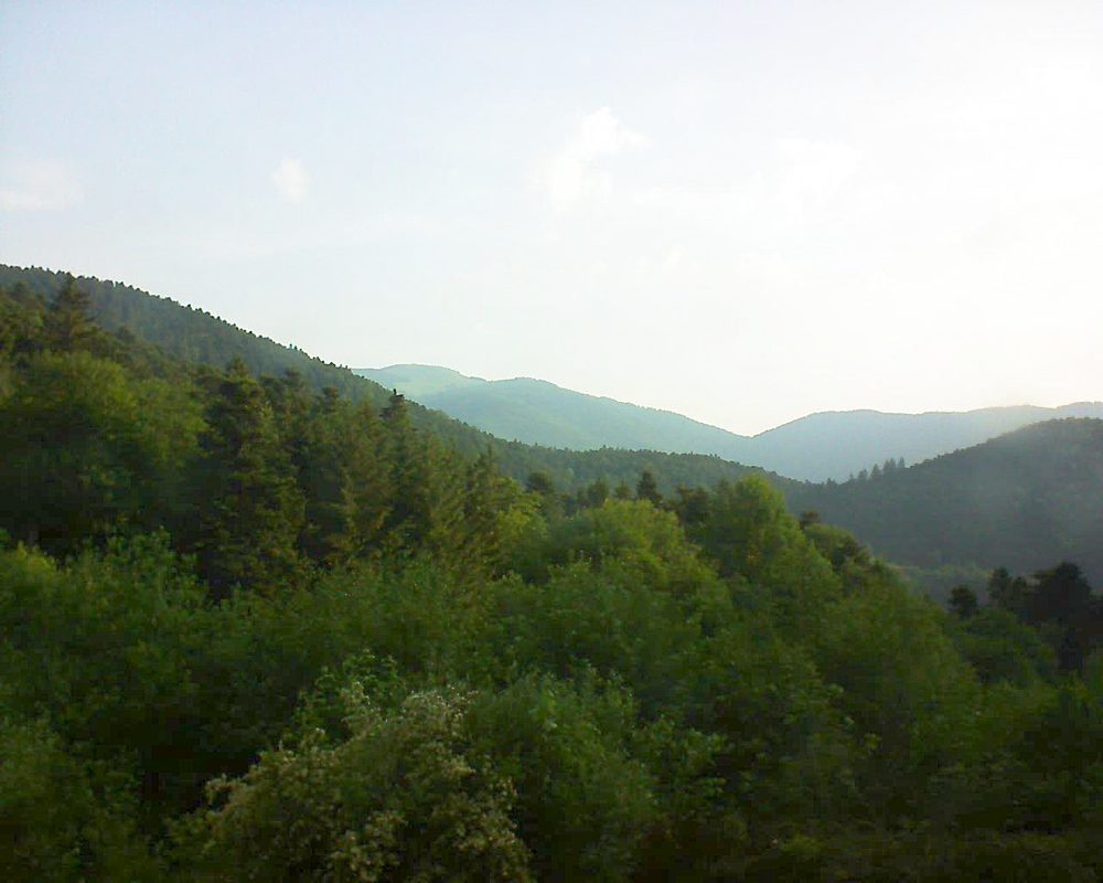 Le petit ballon vu depuis le Domaine Langmatt à Murbach le 05.06.2018 à 07:15 Le petit ballon (Alsace, Vosges) le 05.06.2018 à 07:15