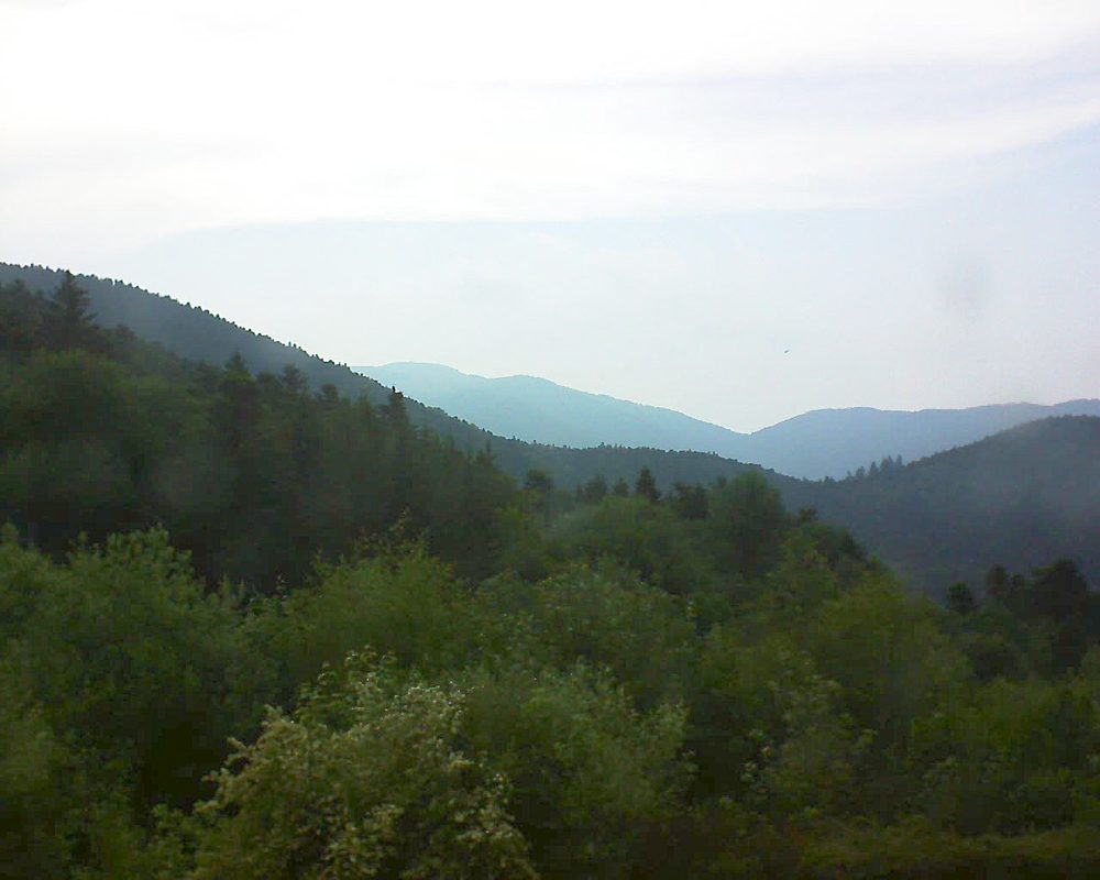 Le petit ballon vu depuis le Domaine Langmatt à Murbach le 05.06.2018 à 18:15 Le petit ballon (Alsace, Vosges) le 05.06.2018 à 18:15