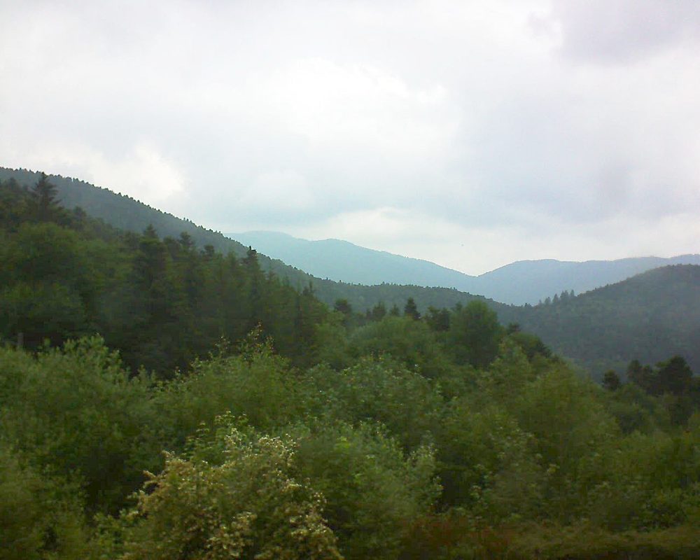 Le petit ballon vu depuis le Domaine Langmatt à Murbach le 06.06.2018 à 11:30 Le petit ballon (Alsace, Vosges) le 06.06.2018 à 11:30