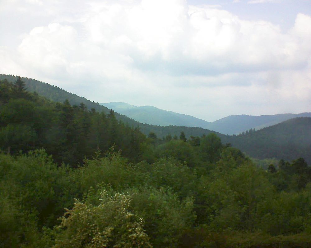 Le petit ballon vu depuis le Domaine Langmatt à Murbach le 06.06.2018 à 16:30 Le petit ballon (Alsace, Vosges) le 06.06.2018 à 16:30