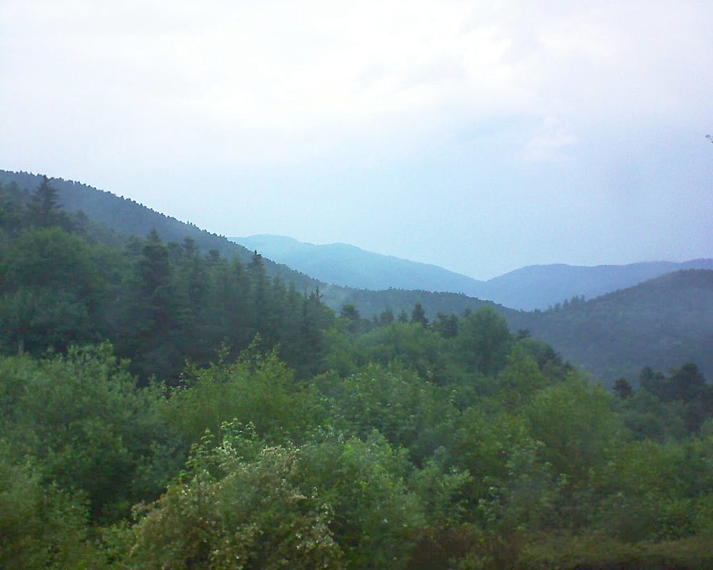 Le petit ballon vu depuis le Domaine Langmatt à Murbach le 06.06.2018 à 20:30 Le petit ballon (Alsace, Vosges) le 06.06.2018 à 20:30