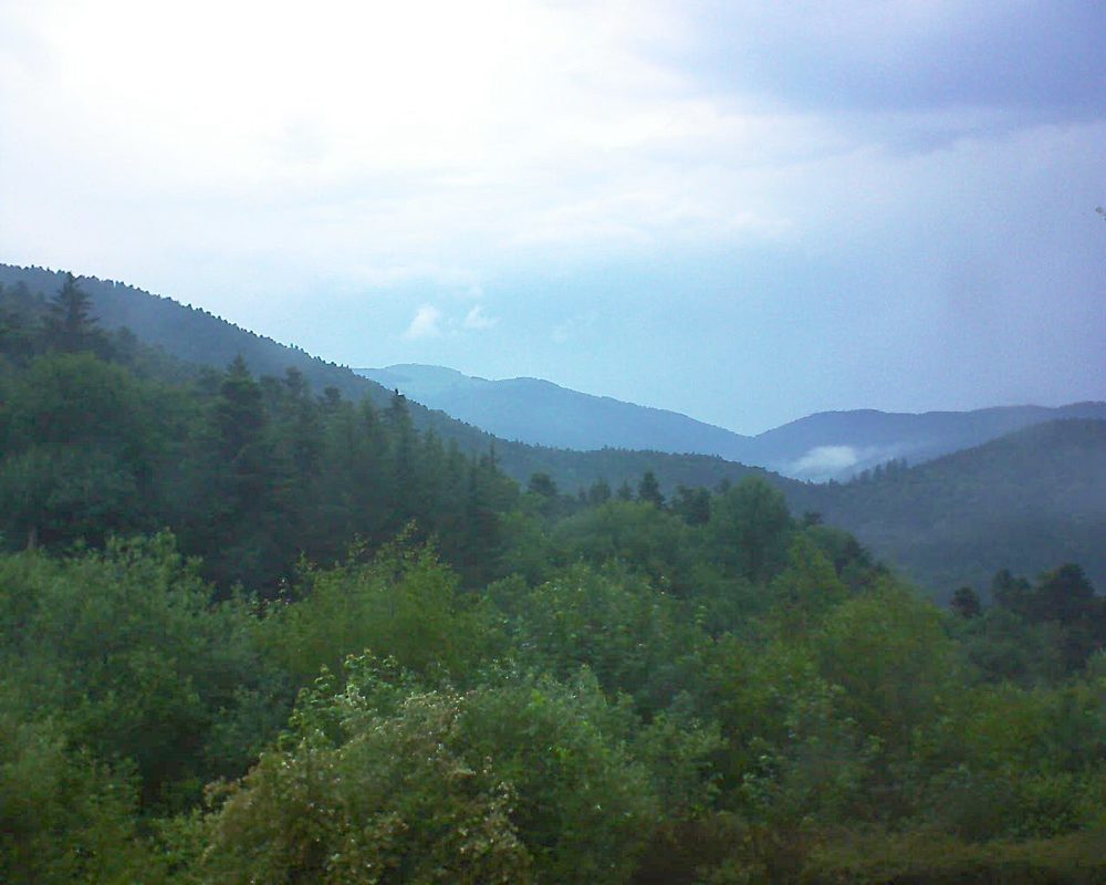 Le petit ballon vu depuis le Domaine Langmatt à Murbach le 06.06.2018 à 20:45 Le petit ballon (Alsace, Vosges) le 06.06.2018 à 20:45