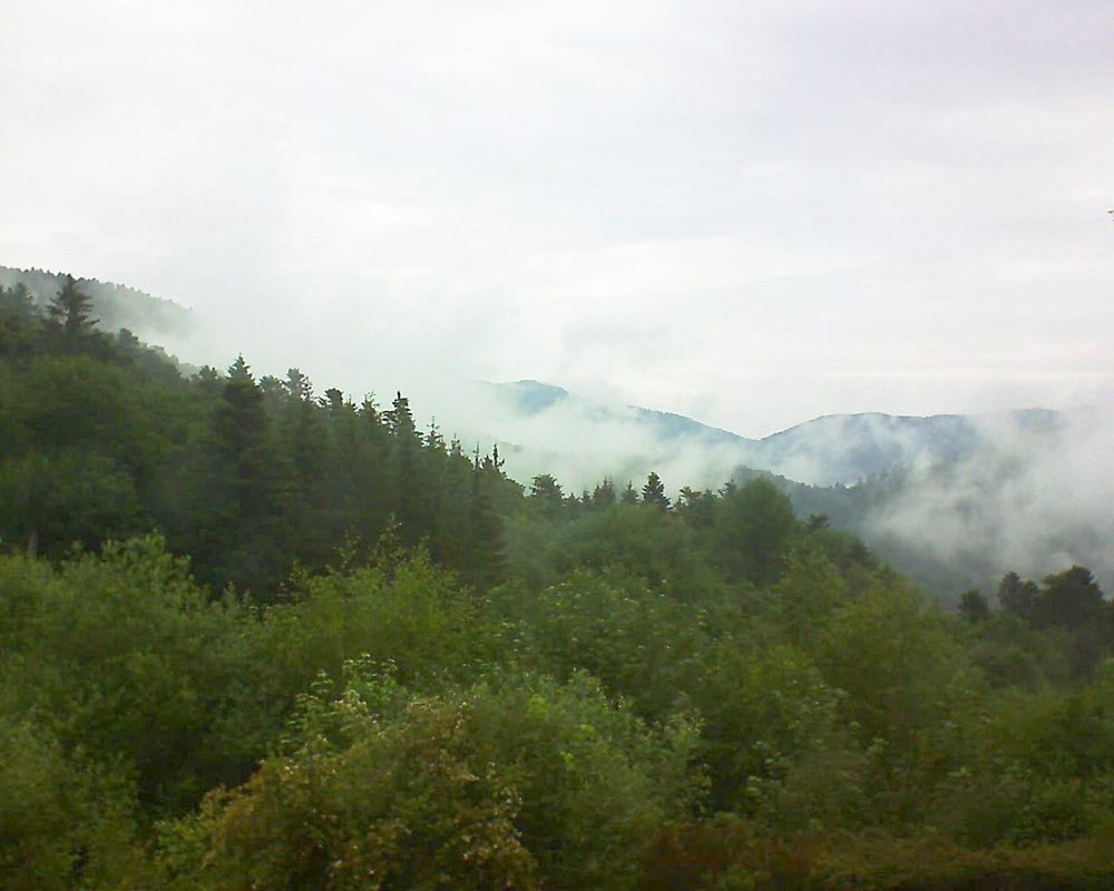 Le petit ballon vu depuis le Domaine Langmatt à Murbach le 07.06.2018 à 09:45 Le petit ballon (Alsace, Vosges) le 07.06.2018 à 09:45
