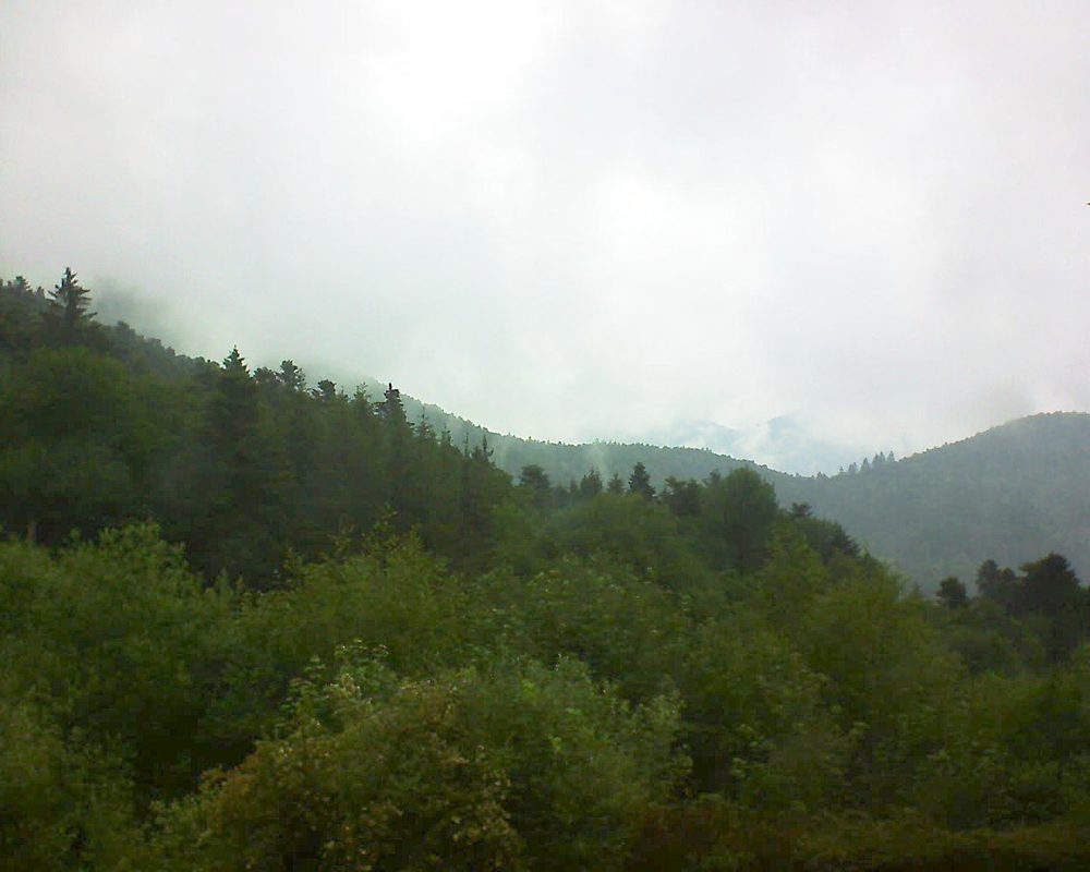 Le petit ballon vu depuis le Domaine Langmatt à Murbach le 07.06.2018 à 10:45 Le petit ballon (Alsace, Vosges) le 07.06.2018 à 10:45