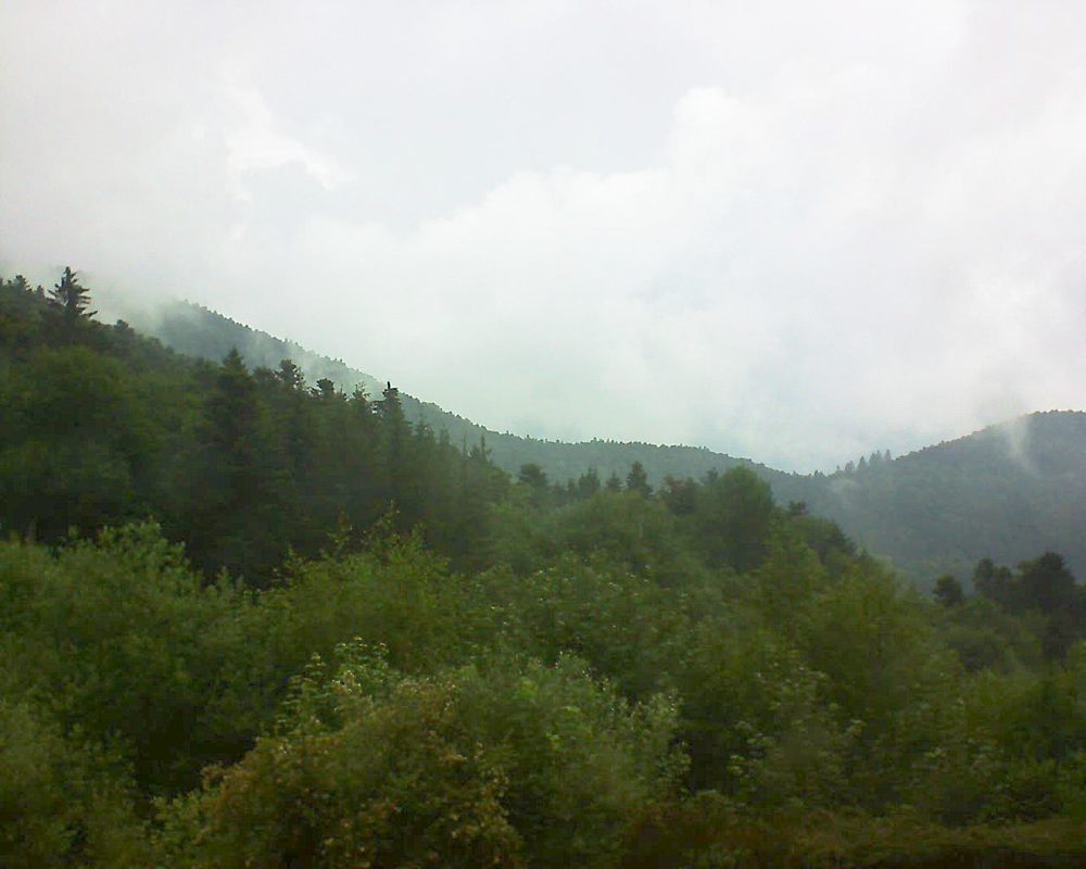 Le petit ballon vu depuis le Domaine Langmatt à Murbach le 07.06.2018 à 11:15 Le petit ballon (Alsace, Vosges) le 07.06.2018 à 11:15