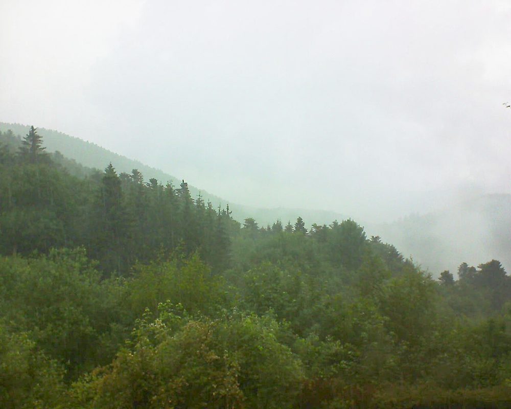 Le petit ballon vu depuis le Domaine Langmatt à Murbach le 07.06.2018 à 12:30 Le petit ballon (Alsace, Vosges) le 07.06.2018 à 12:30