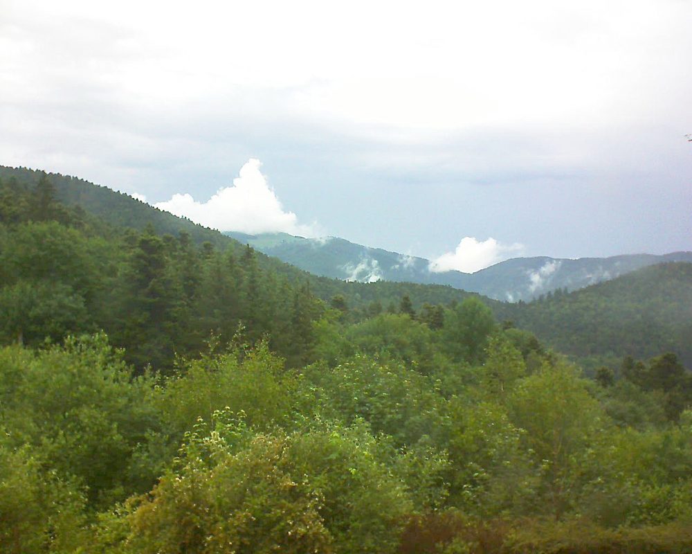 Le petit ballon vu depuis le Domaine Langmatt à Murbach le 07.06.2018 à 14:30 Le petit ballon (Alsace, Vosges) le 07.06.2018 à 14:30