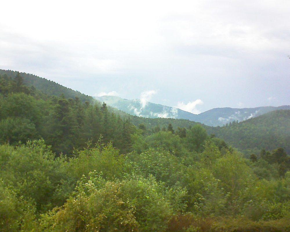 Le petit ballon vu depuis le Domaine Langmatt à Murbach le 07.06.2018 à 14:45 Le petit ballon (Alsace, Vosges) le 07.06.2018 à 14:45