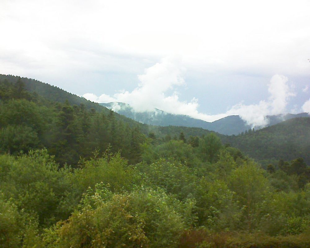 Le petit ballon vu depuis le Domaine Langmatt à Murbach le 07.06.2018 à 15:00 Le petit ballon (Alsace, Vosges) le 07.06.2018 à 15:00