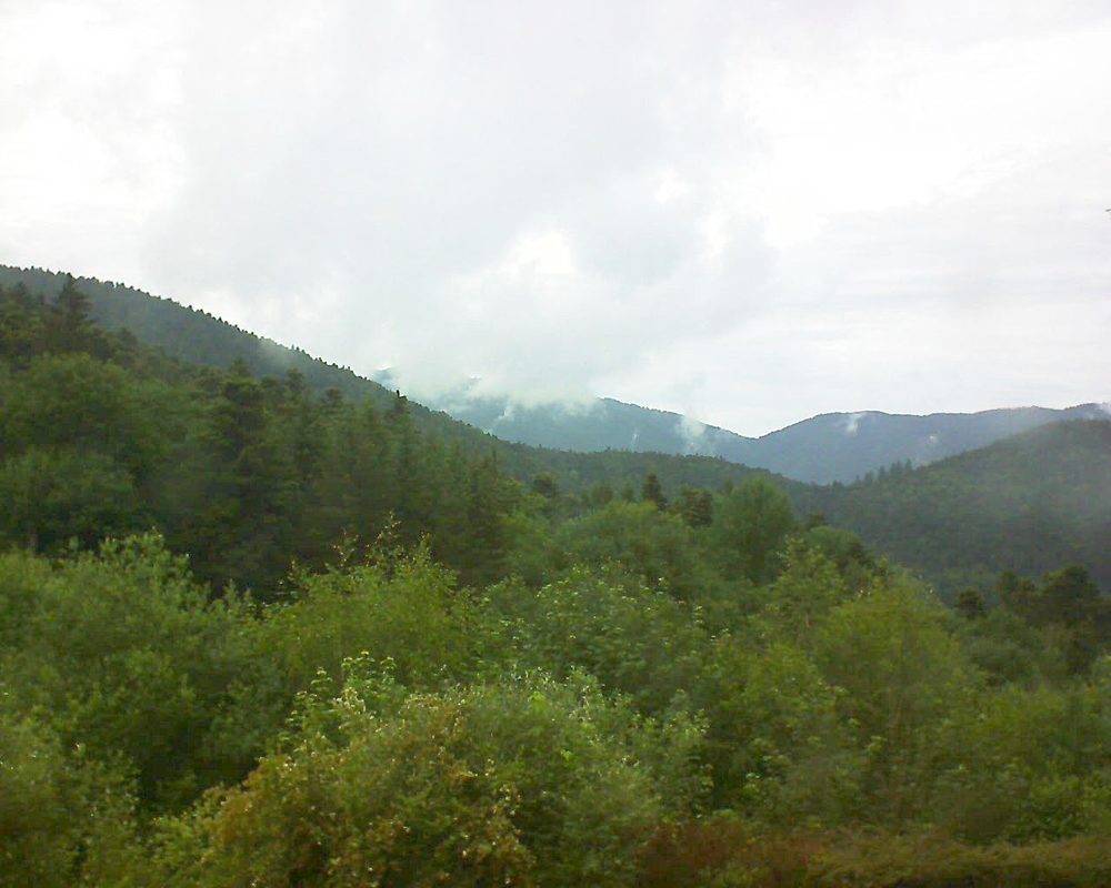 Le petit ballon vu depuis le Domaine Langmatt à Murbach le 07.06.2018 à 16:30 Le petit ballon (Alsace, Vosges) le 07.06.2018 à 16:30