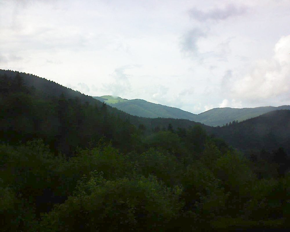Le petit ballon vu depuis le Domaine Langmatt à Murbach le 07.06.2018 à 17:30 Le petit ballon (Alsace, Vosges) le 07.06.2018 à 17:30